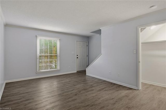 168 Turnwood Lane, Winston-salem, NC 27104