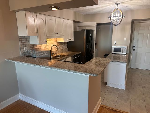 133 Marsh View Villas, Folly Beach, SC 29439