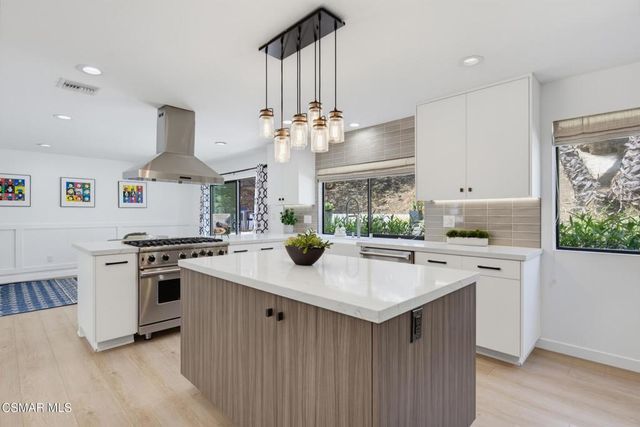 6129 Ellenview Avenue, Woodland Hills, CA 91367
