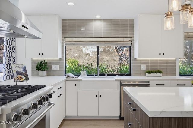 6129 Ellenview Avenue, Woodland Hills, CA 91367