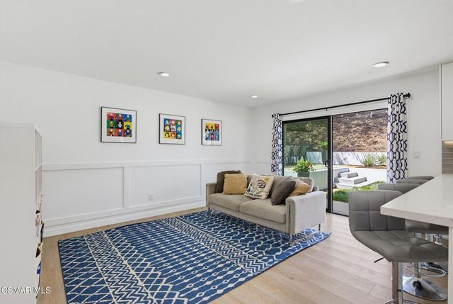 6129 Ellenview Avenue, Woodland Hills, CA 91367