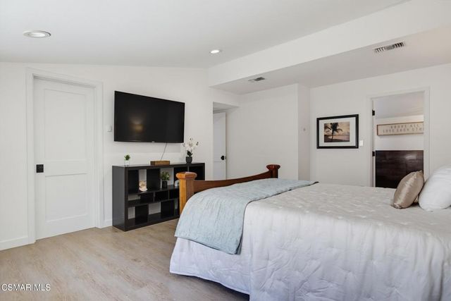 6129 Ellenview Avenue, Woodland Hills, CA 91367