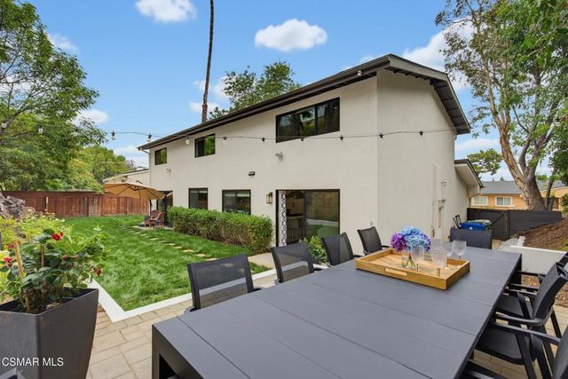6129 Ellenview Avenue, Woodland Hills, CA 91367