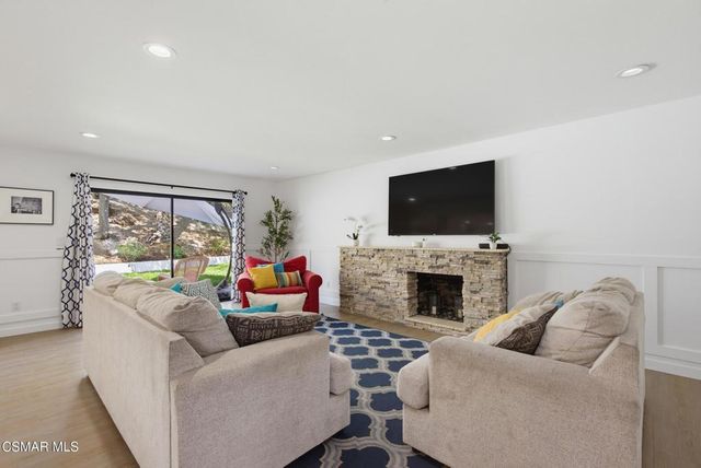 6129 Ellenview Avenue, Woodland Hills, CA 91367