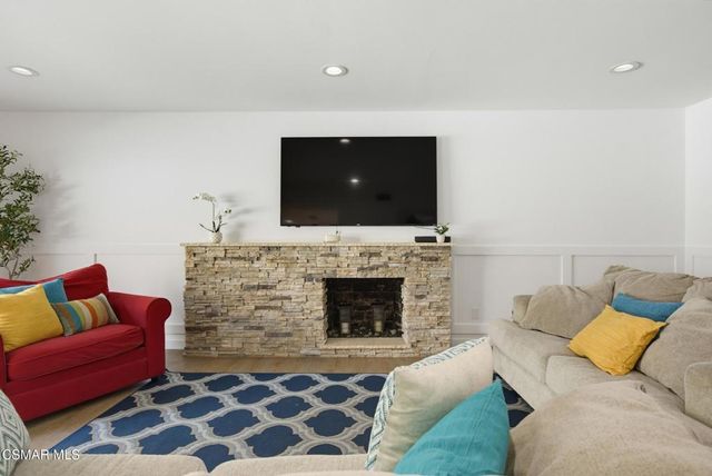 6129 Ellenview Avenue, Woodland Hills, CA 91367