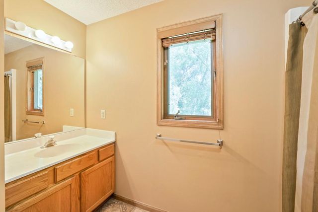 2477 Windsor Lane, Woodbury, MN 55125