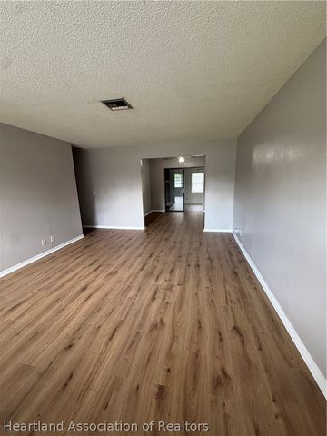 303 Lotus Avenue, Sebring, FL 33872