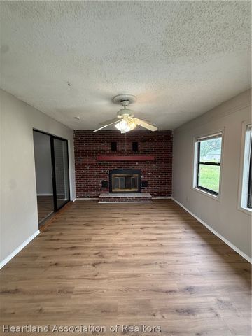 303 Lotus Avenue, Sebring, FL 33872