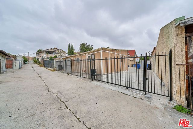 1616 Pennsylvania Avenue, Los Angeles, CA 90033