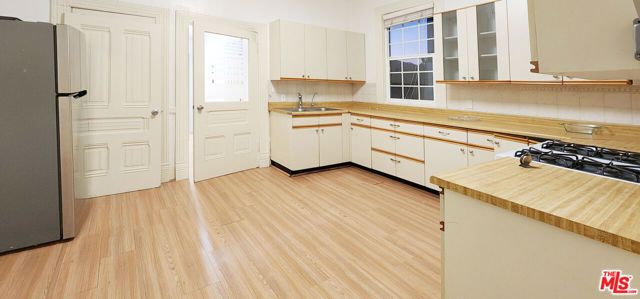 1616 Pennsylvania Avenue, Los Angeles, CA 90033