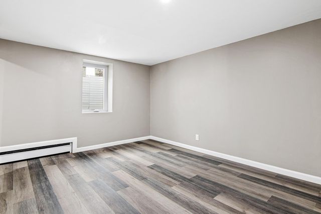 8033 Georgia Avenue N, Brooklyn Park, MN 55445