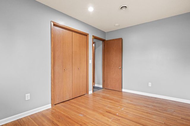 8033 Georgia Avenue N, Brooklyn Park, MN 55445