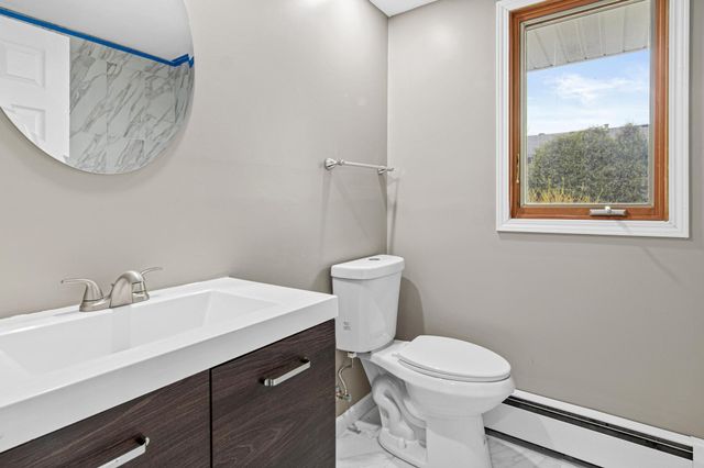 8033 Georgia Avenue N, Brooklyn Park, MN 55445