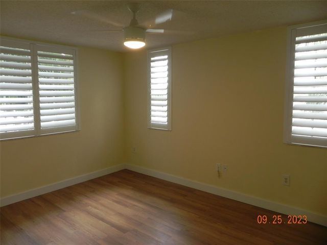 577 SW 111th Lane 204, Pembroke Pines, FL 33025