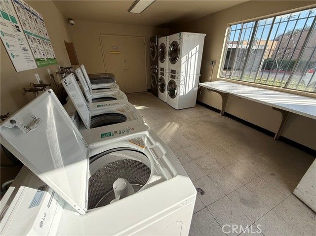 5500 Ackerfield Avenue 501, Long Beach, CA 90805