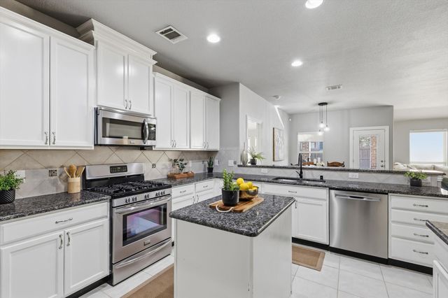 3605 Wrexham Street, Frisco, TX 75036