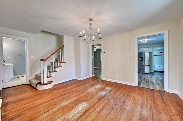 6807 Marvin Avenue, Madeira, OH 45243
