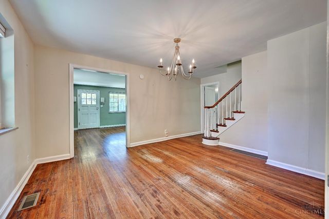 6807 Marvin Avenue, Madeira, OH 45243
