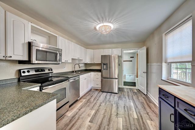 6807 Marvin Avenue, Madeira, OH 45243