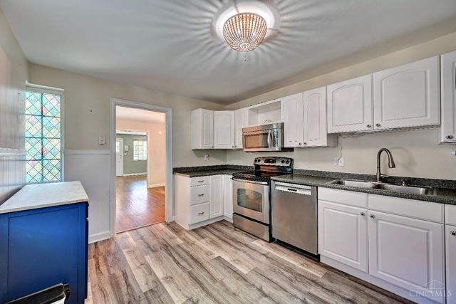 6807 Marvin Avenue, Madeira, OH 45243