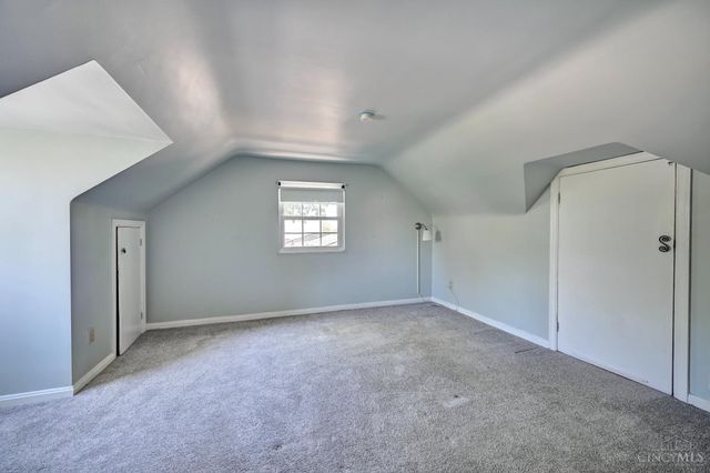 6807 Marvin Avenue, Madeira, OH 45243