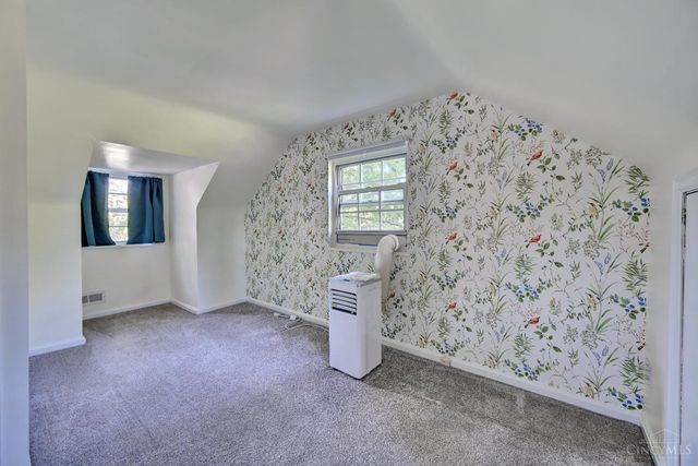 6807 Marvin Avenue, Madeira, OH 45243