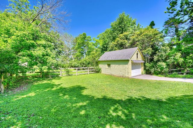 6807 Marvin Avenue, Madeira, OH 45243