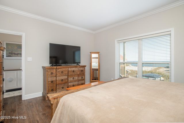 285 Soundview Drive, Cedar Island, NC 28520