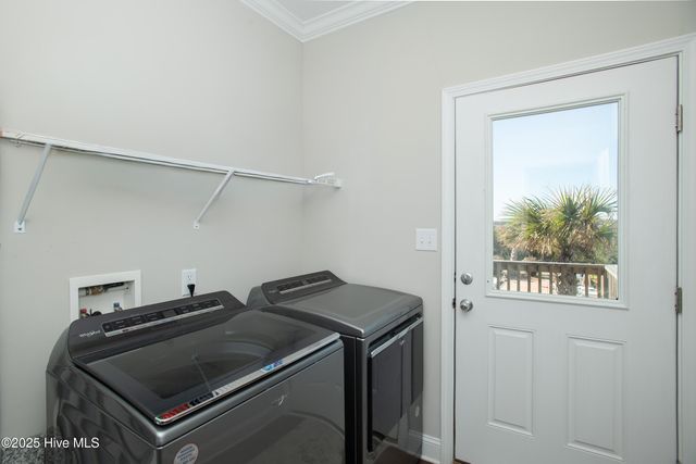 285 Soundview Drive, Cedar Island, NC 28520