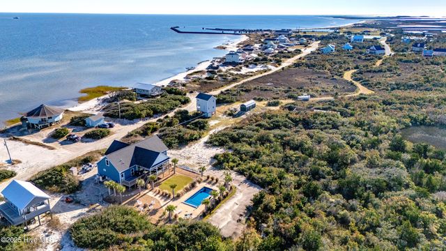 285 Soundview Drive, Cedar Island, NC 28520