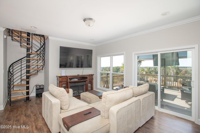 285 Soundview Drive, Cedar Island, NC 28520