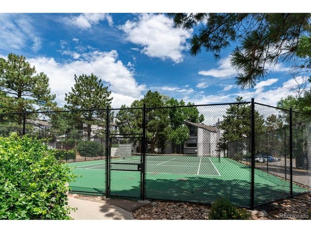 9887 E Peakview Ave F07, Englewood, CO 80111