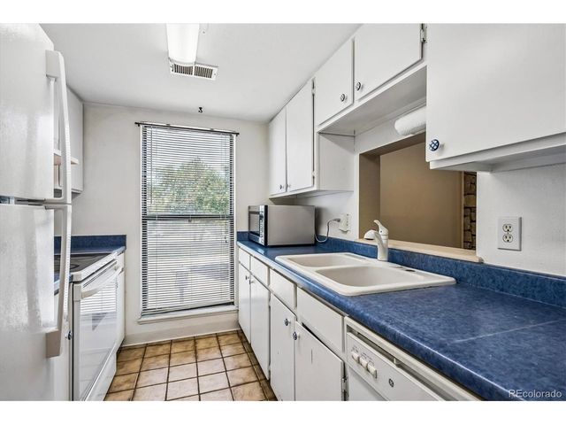 9887 E Peakview Ave F07, Englewood, CO 80111