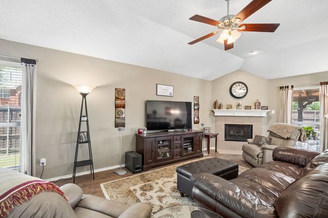 6428 Maple Drive, The Colony, TX 75056