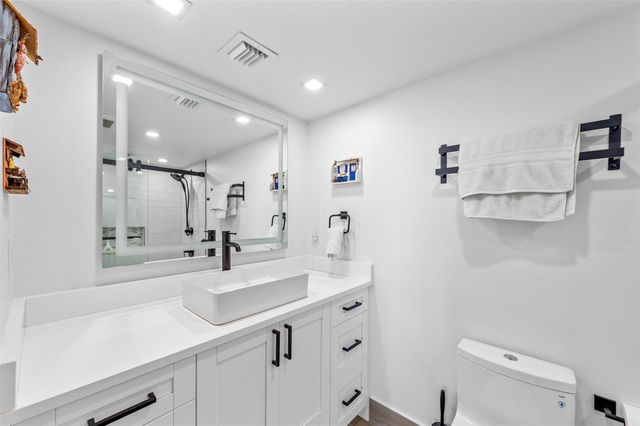 3410 Galt Ocean Dr 702N, Fort Lauderdale, FL 33308