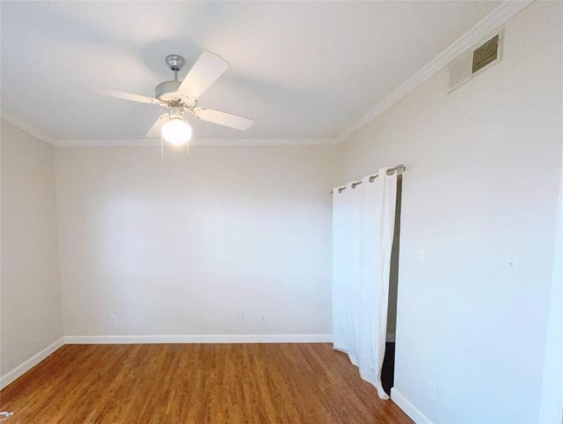 2121 El Paseo Street 1511, Houston, TX 77054