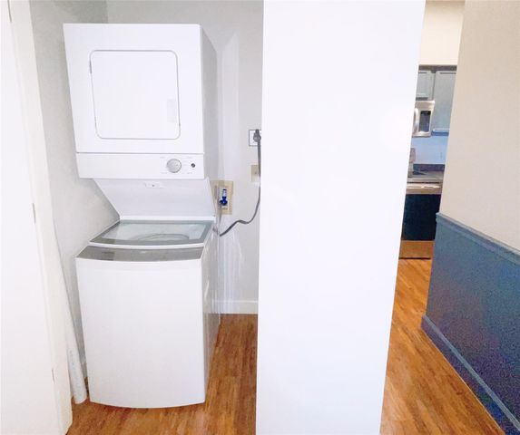 2121 El Paseo Street 1511, Houston, TX 77054