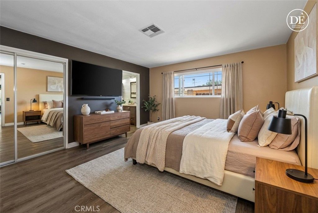 Image 11 of property listing at 34933 Persimmon, Yucaipa, CA 92399