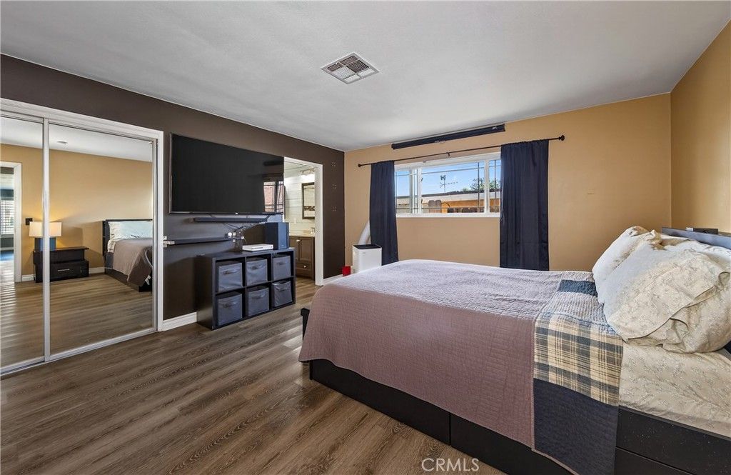 Image 12 of property listing at 34933 Persimmon, Yucaipa, CA 92399