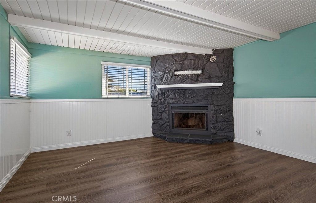 Image 16 of property listing at 34933 Persimmon, Yucaipa, CA 92399