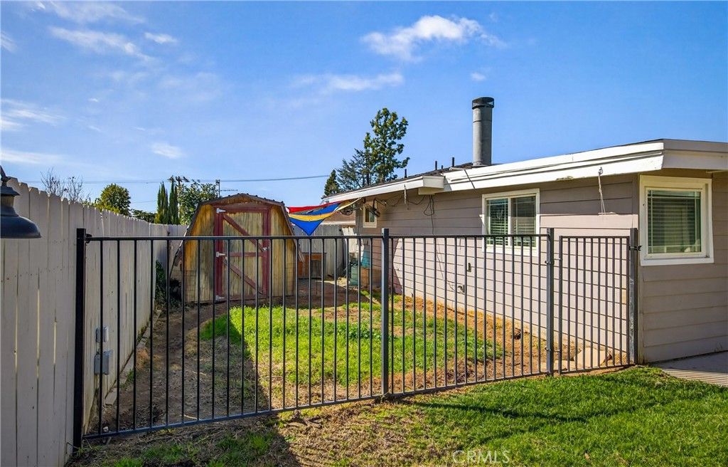 Image 28 of property listing at 34933 Persimmon, Yucaipa, CA 92399