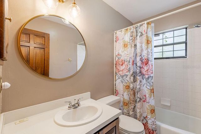 1606 FAHNSTOCK STREET, Eustis, FL 32726