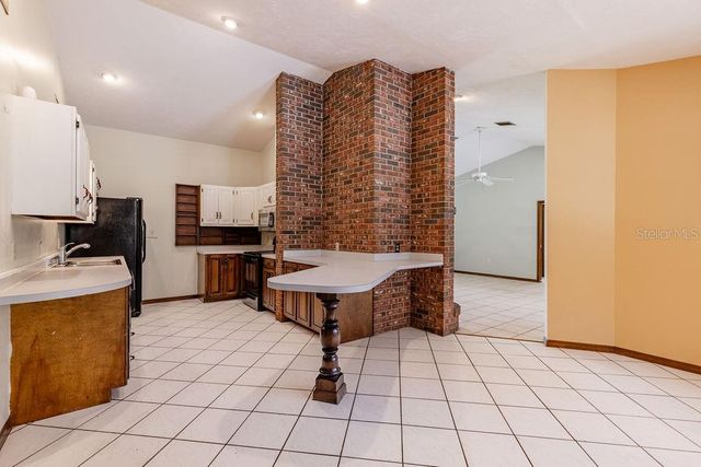 1606 FAHNSTOCK STREET, Eustis, FL 32726