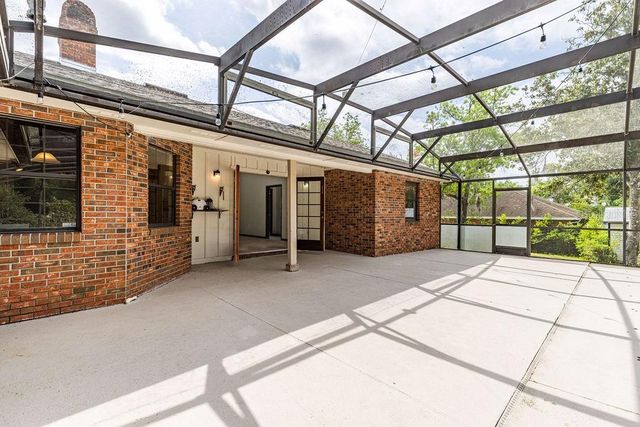 1606 FAHNSTOCK STREET, Eustis, FL 32726