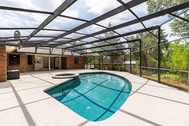 1606 FAHNSTOCK STREET, Eustis, FL 32726