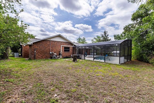 1606 FAHNSTOCK STREET, Eustis, FL 32726