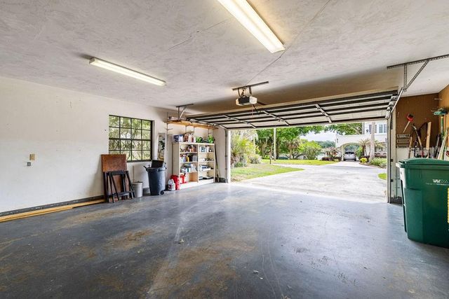 1606 FAHNSTOCK STREET, Eustis, FL 32726