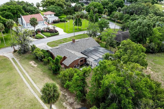 1606 FAHNSTOCK STREET, Eustis, FL 32726