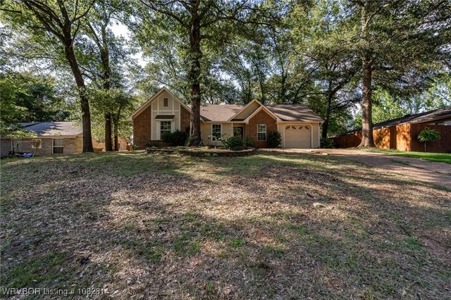 322 Country Lane Drive, Alma, AR 72921