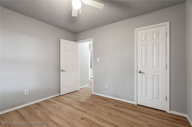 322 Country Lane Drive, Alma, AR 72921